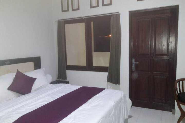 Room 3 of 11