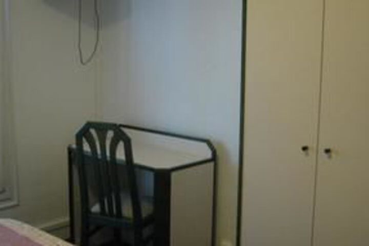 Room 28 of 28