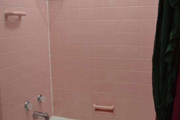 Room 14 of 22