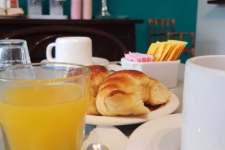 Breakfast/Coffee Service 3 of 7