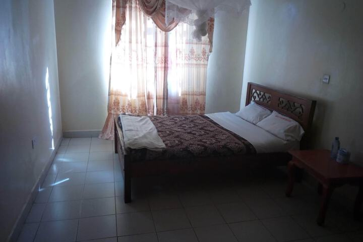 Room 2 of 20