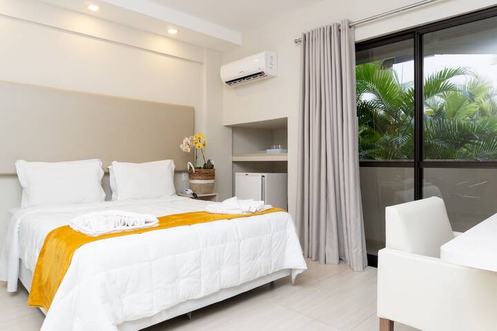 Room 4 of 17