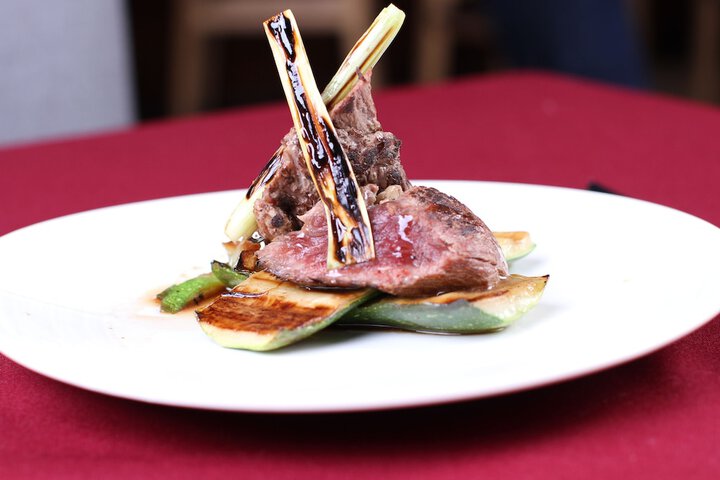 Dining 40 of 56