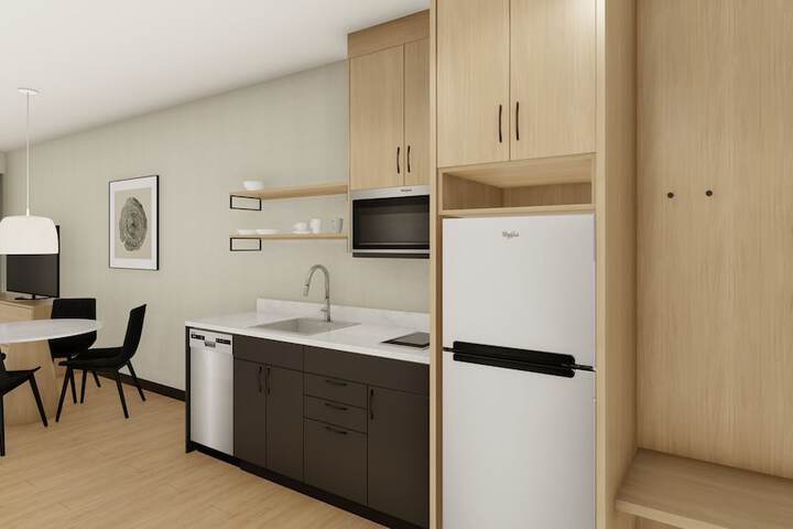 Room 4 of 38
