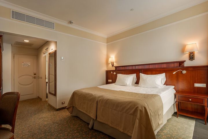 Room 29 of 108