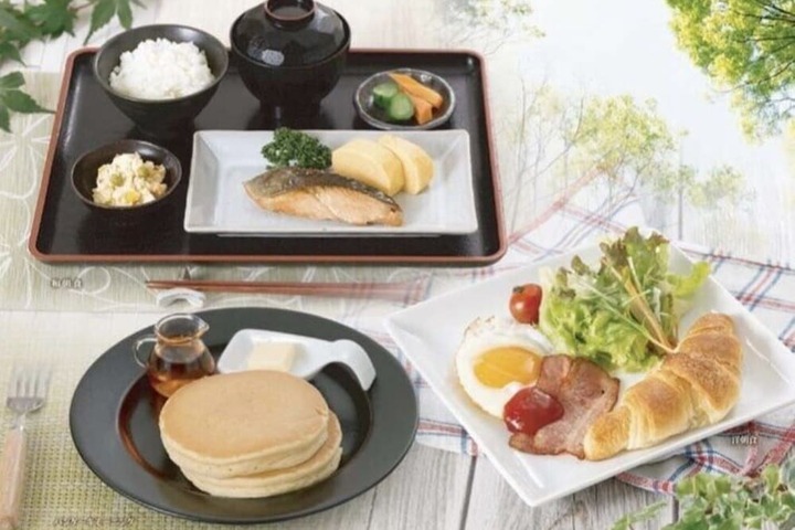 Breakfast/Coffee Service 67 of 71