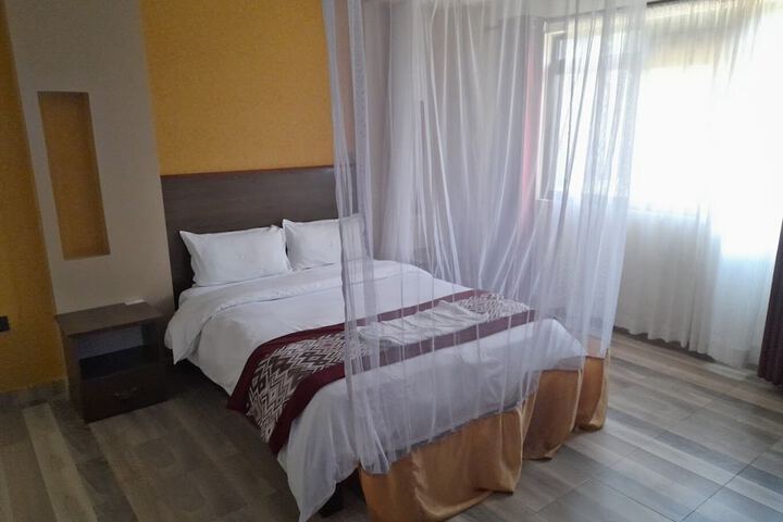 Room 5 of 57