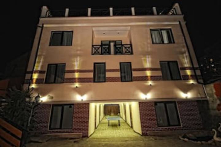 ZAALIS ART HOTEL
