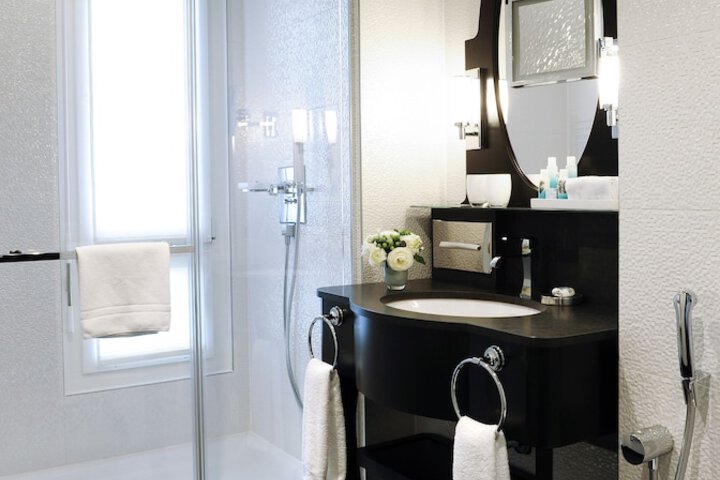 Clean Restrooms