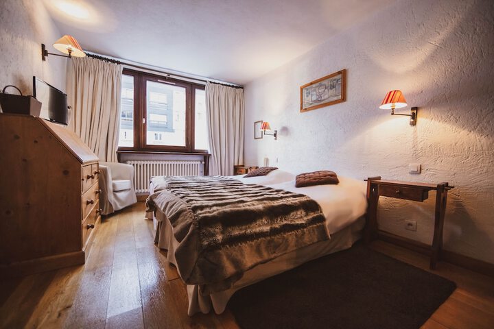 Room 3 of 26