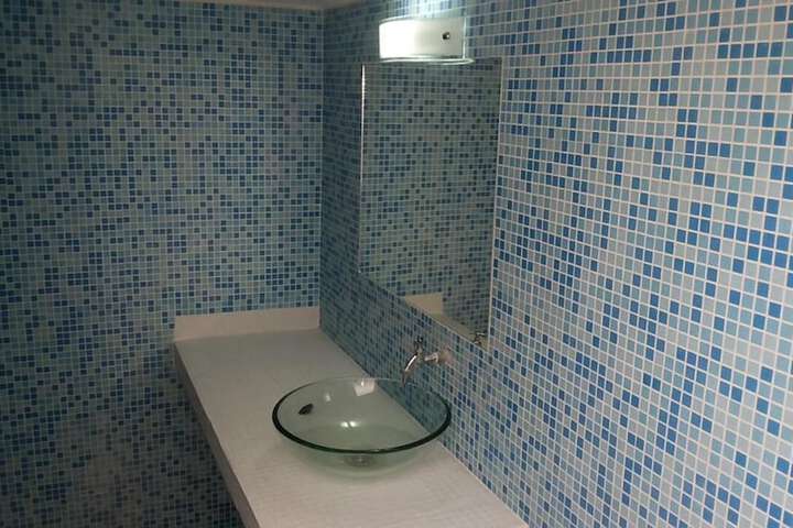 Room 15 of 52