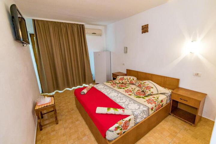 MIOARA Rooms parter