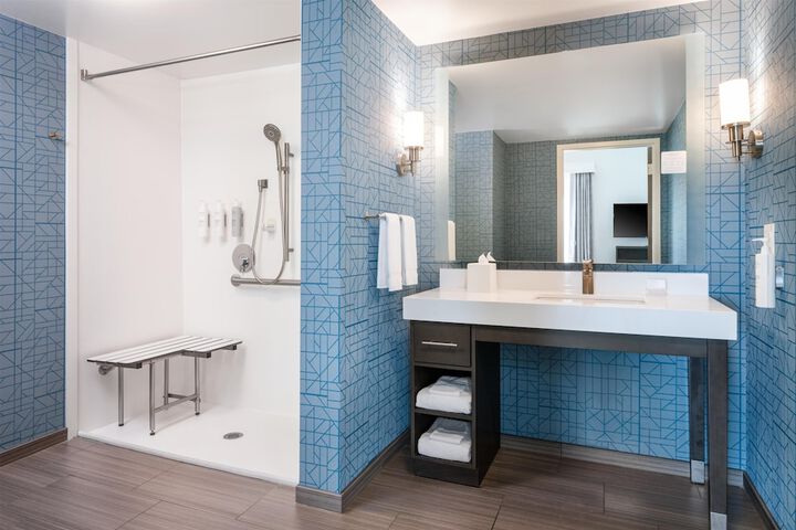 Bathroom shower