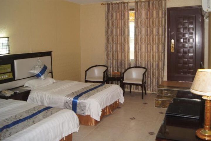 Room 14 of 14