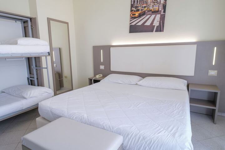 Room 15 of 67