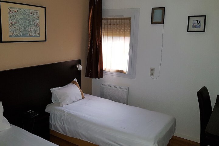 Room 19 of 29