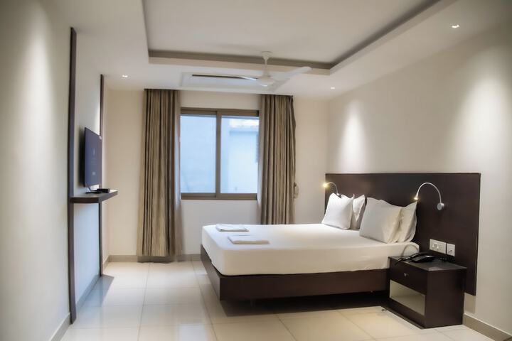 Room 10 of 41