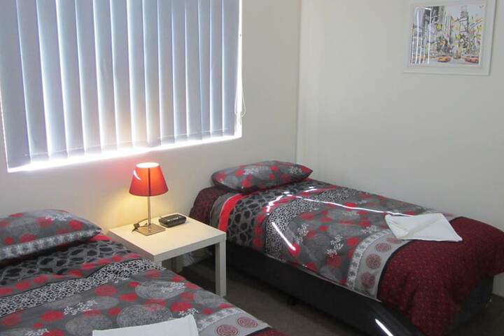 Room 5 of 24