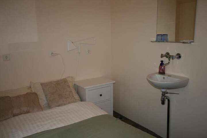Room 15 of 45