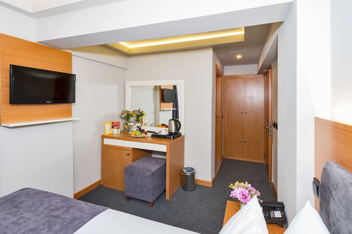 Room 18 of 45