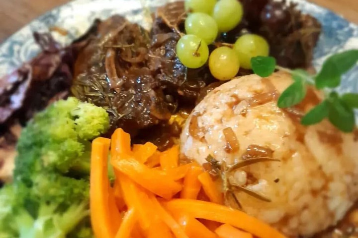 Dining 55 of 159