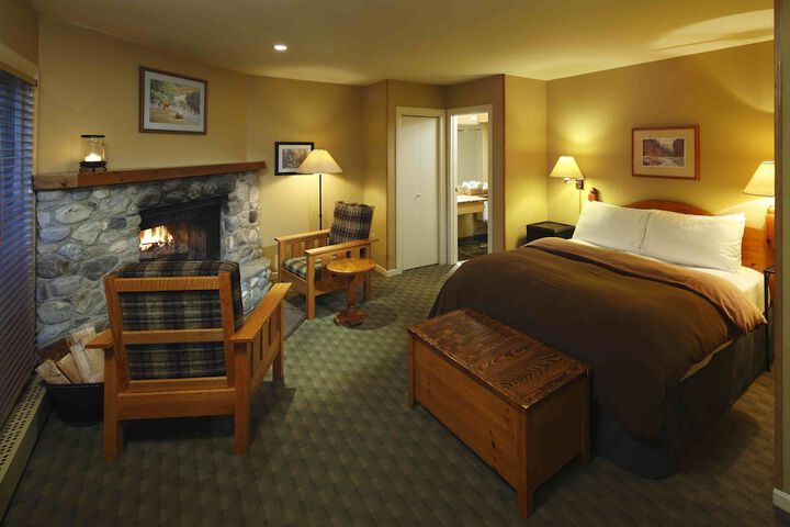 Room 3 of 85