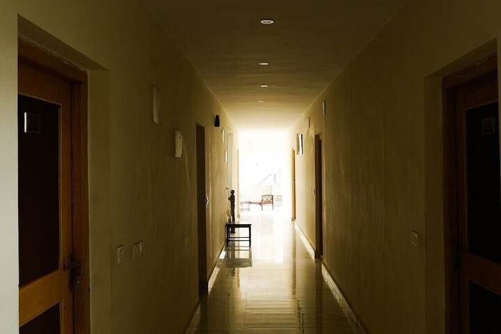 Ballroom/Hall 51 of 63