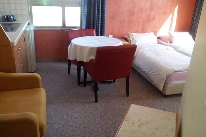 Room 23 of 45