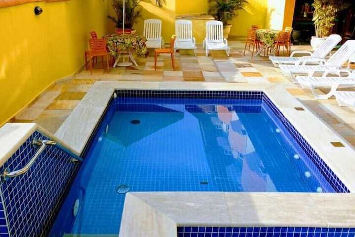 Pools & Facilities