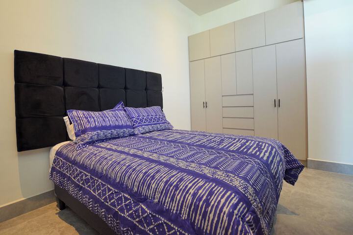 Room 3 of 155