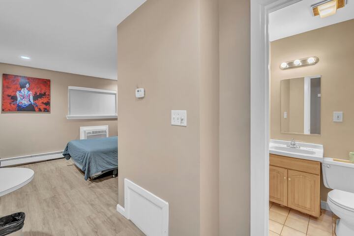 Room 15 of 29