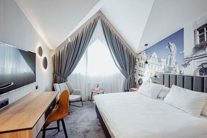 Room 20 of 155