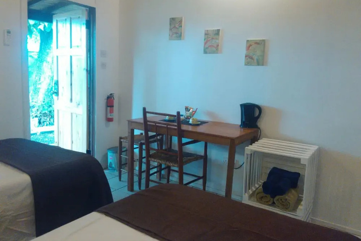 Room 2 of 19