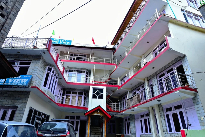 OYO 30387 Pine View Hotel Manali â ƒ