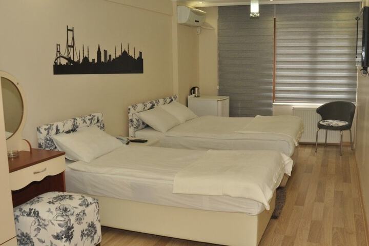 Room 4 of 29