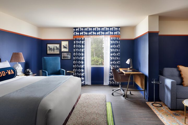 Room 8 of 51