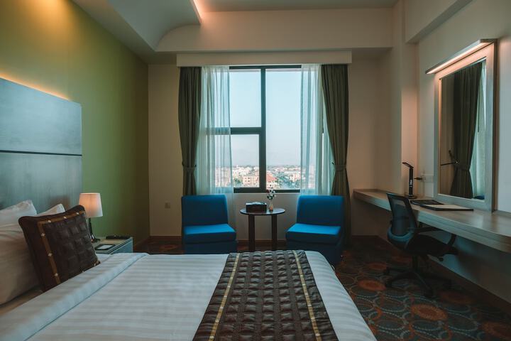 Room 36 of 87