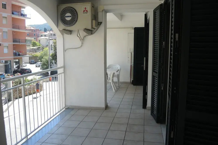 Terrace/Patio 7 of 20