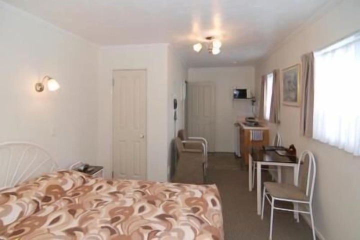 Room 20 of 40
