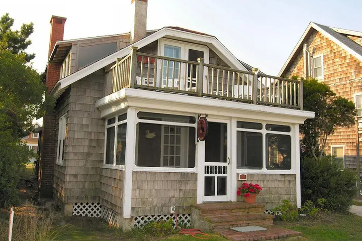 Exterior of Sassafras House 104 Oceanview by Long & Foster