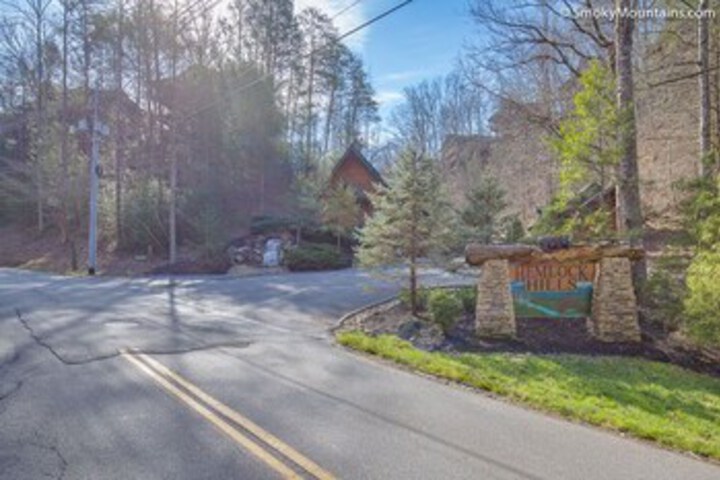 Property Grounds 48 of 69