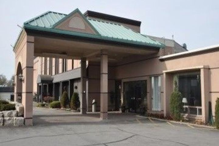 Hotel 2 of 3