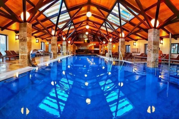 Pool 11 of 37