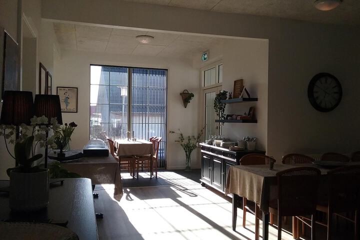 Room 18 of 45