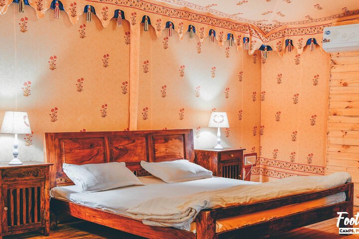 Room 16 of 106