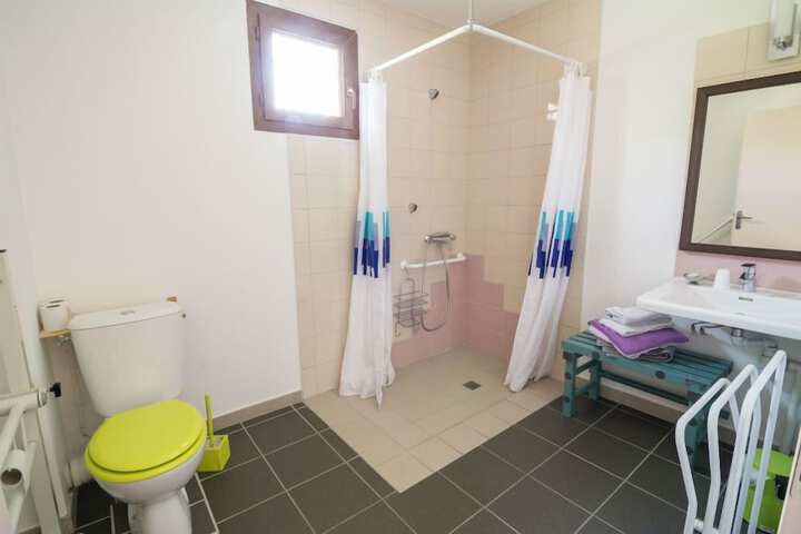 Room 14 of 29