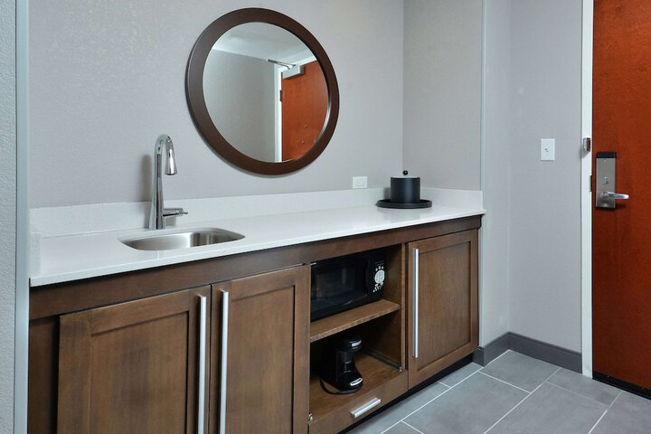 Minibar