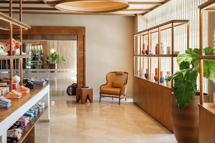 Hotel Interior 7 of 167