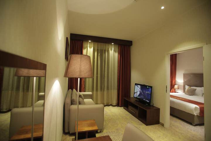 Room 7 of 38
