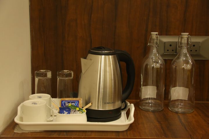 Room 14 of 16